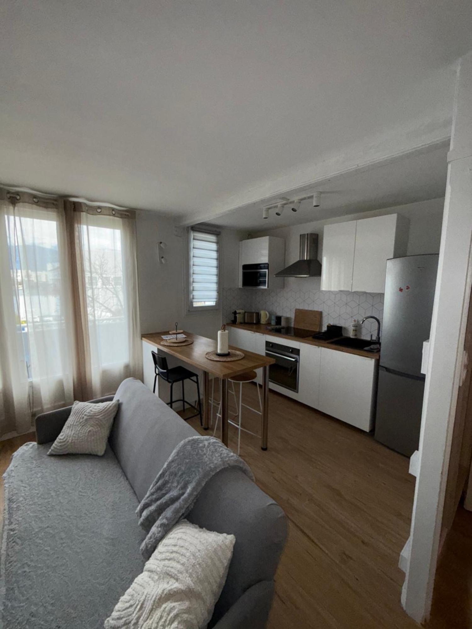Apartamento Superbe Duplex Avec Parking Gratuit Grenoble Exterior foto
